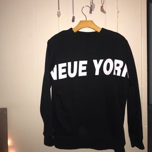 Neue York thick long sleeve (not fleece lined)